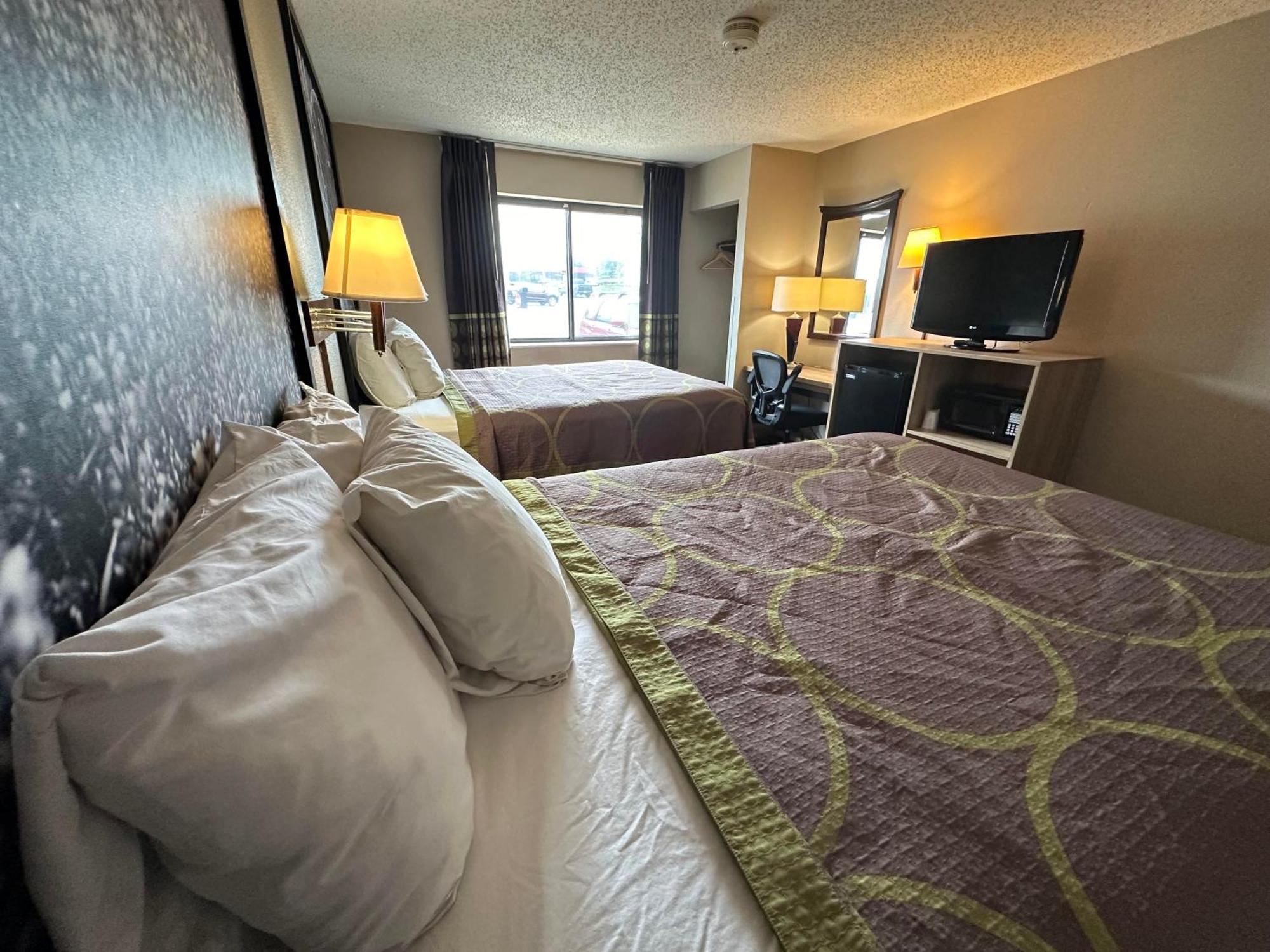 Super 8 By Wyndham Kutztown/Allentown Area Exterior photo